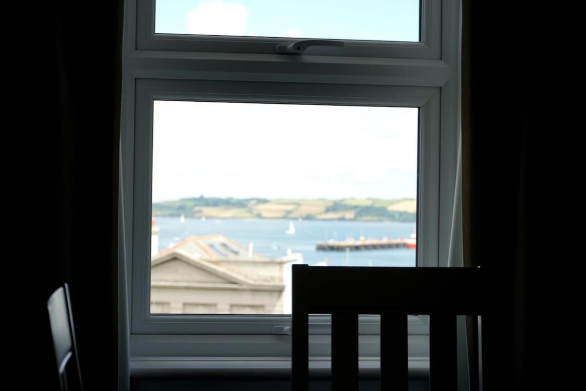 Fabulous High Street Townhouse With Stunning Views & Parking At 'Eagles Nest' Villa Falmouth Exteriör bild